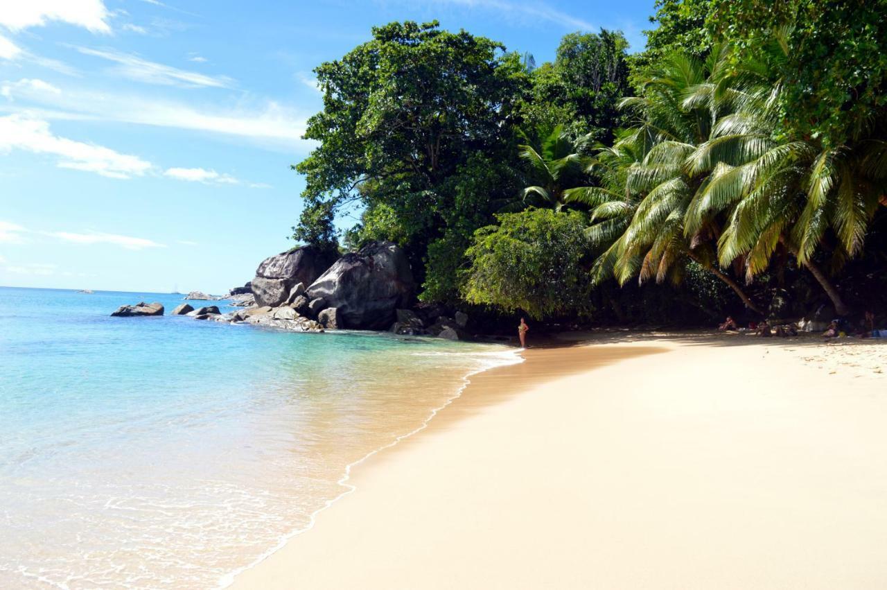 Sundown Beach Villa Glacis  外观 照片