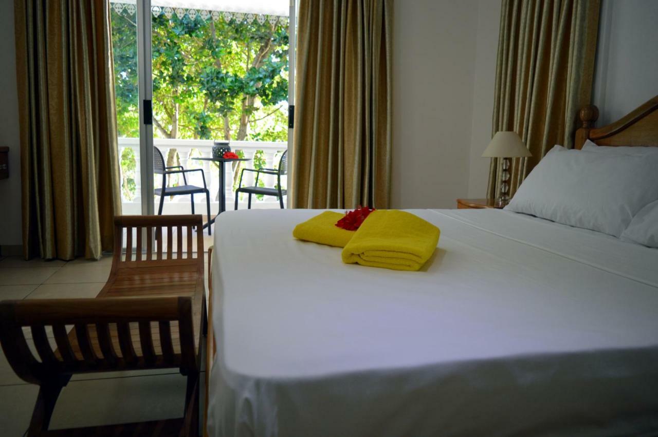 Sundown Beach Villa Glacis  外观 照片
